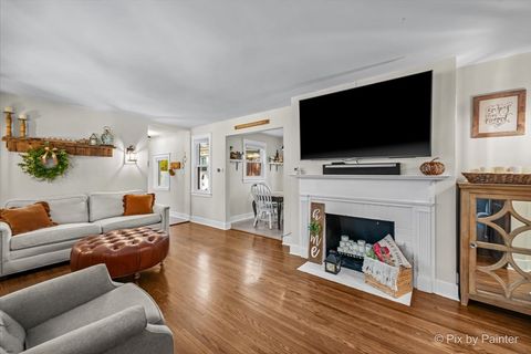 Tiny photo for 625 S Harrison Street, Batavia, IL 60510 (MLS # 12521930)