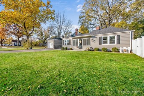 Tiny photo for 625 S Harrison Street, Batavia, IL 60510 (MLS # 12521930)