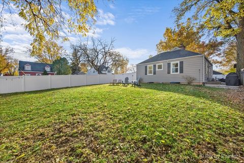 Tiny photo for 625 S Harrison Street, Batavia, IL 60510 (MLS # 12521930)
