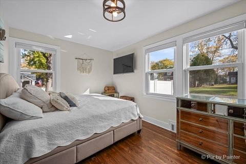 Tiny photo for 625 S Harrison Street, Batavia, IL 60510 (MLS # 12521930)