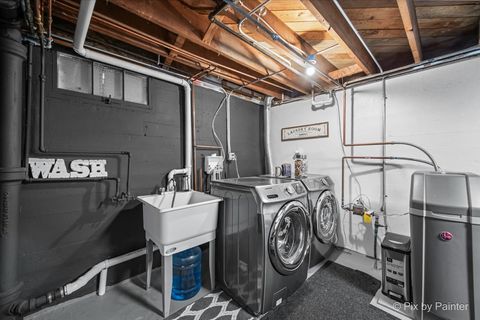 Tiny photo for 625 S Harrison Street, Batavia, IL 60510 (MLS # 12521930)