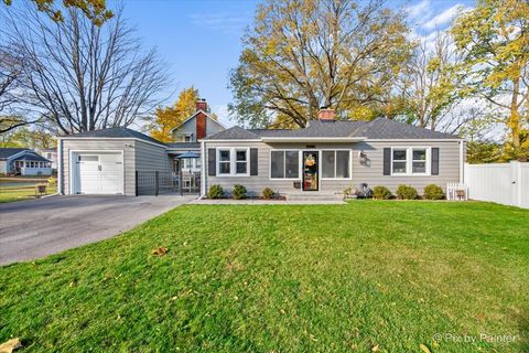 Photo of 625 S Harrison Street, Batavia, IL 60510 (MLS # 12521930)
