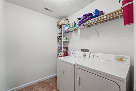 Tiny photo for 2159 Harbortown Circle #2159, Champaign, IL 61821 (MLS # 12588460)