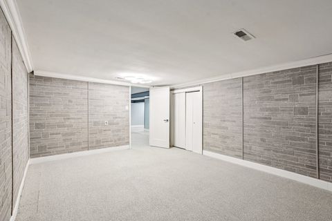 Tiny photo for 719 N Elmhurst Avenue, Mount Prospect, IL 60056 (MLS # 12543732)