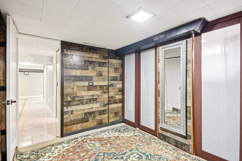 Tiny photo for 719 N Elmhurst Avenue, Mount Prospect, IL 60056 (MLS # 12543732)