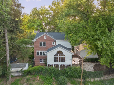 Tiny photo for 237 Ridgewood Avenue, Davenport, IA 52803 (MLS # 12731310)