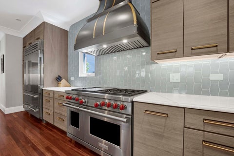 Tiny photo for 1621 W Rosehill Drive, Chicago, IL 60660 (MLS # 12648857)