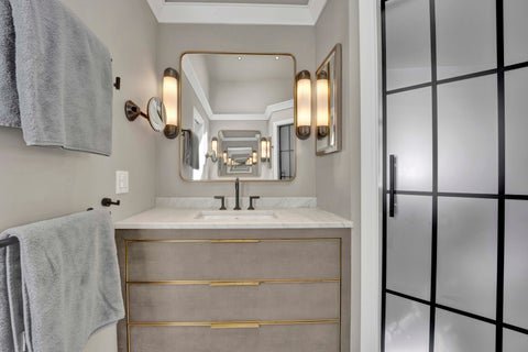 Tiny photo for 1621 W Rosehill Drive, Chicago, IL 60660 (MLS # 12648857)