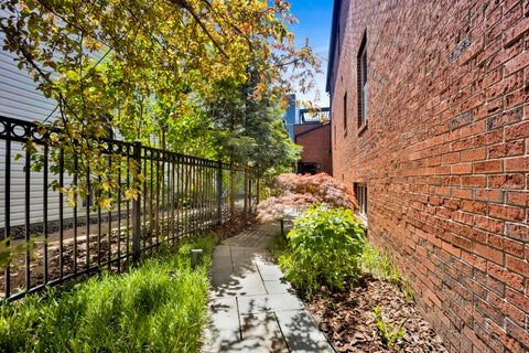 Tiny photo for 1621 W Rosehill Drive, Chicago, IL 60660 (MLS # 12648857)