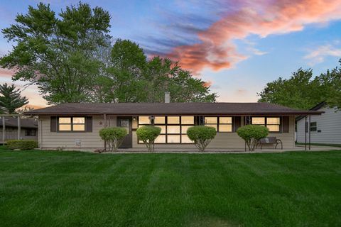 Tiny photo for 19050 Baker Avenue, Country Club Hills, IL 60478 (MLS # 12630182)