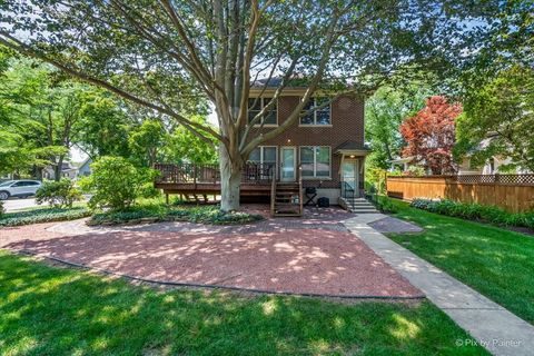 A home in West Dundee