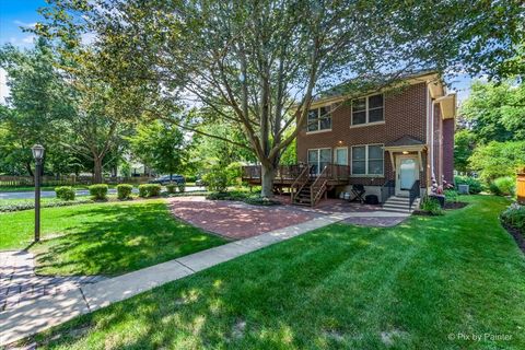 A home in West Dundee