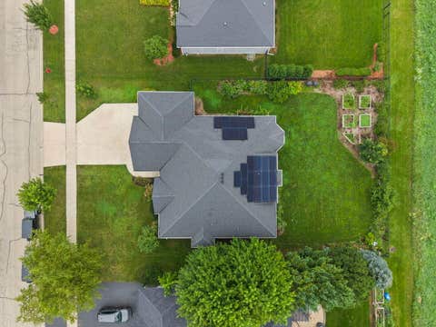 Tiny photo for 454 Snow Street, Sugar Grove, IL 60554 (MLS # 12717356)