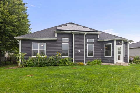 Tiny photo for 454 Snow Street, Sugar Grove, IL 60554 (MLS # 12717356)