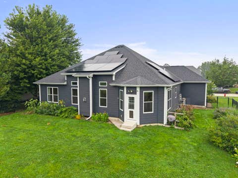 Tiny photo for 454 Snow Street, Sugar Grove, IL 60554 (MLS # 12717356)