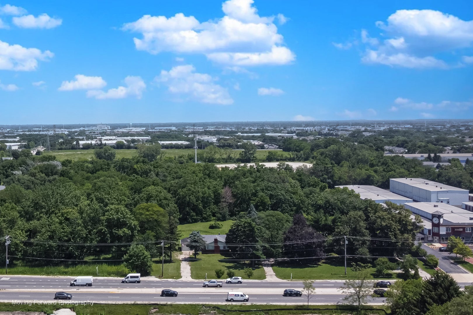 7S151 N Eola Road