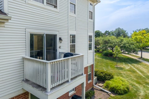 Tiny photo for 176 Birmingham Court #176, Roselle, IL 60172 (MLS # 12714374)