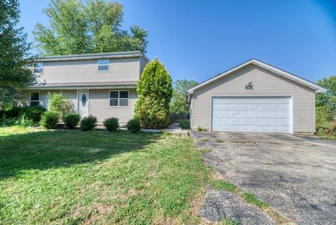 Tiny photo for 1816 Albert Lane, Wilmington, IL 60481 (MLS # 12471592)