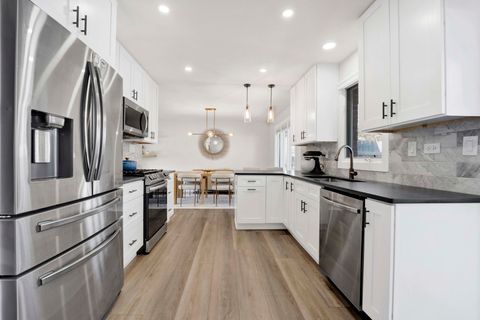 Tiny photo for Westmont, IL 60559 (MLS # 12604071)