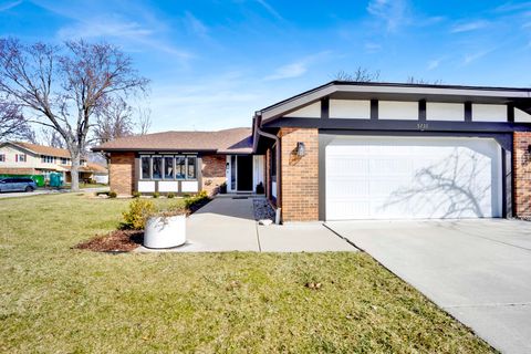 Tiny photo for Westmont, IL 60559 (MLS # 12604071)