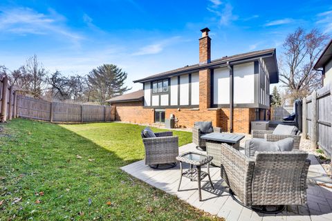 Tiny photo for Westmont, IL 60559 (MLS # 12604071)