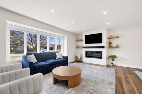 Tiny photo for Westmont, IL 60559 (MLS # 12604071)