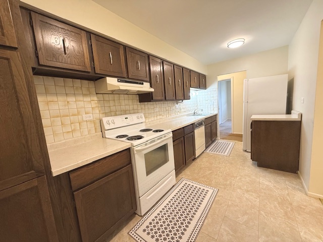 816 E Old Willow Road 116