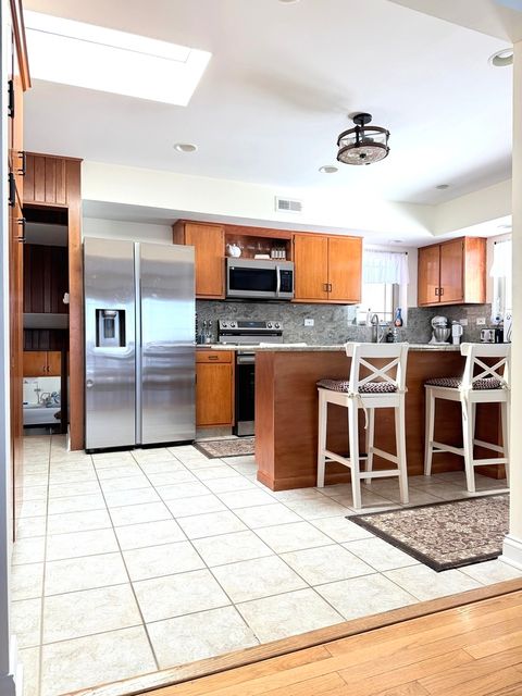 Tiny photo for 5010 Woodrow Avenue, McHenry, IL 60051 (MLS # 12605577)