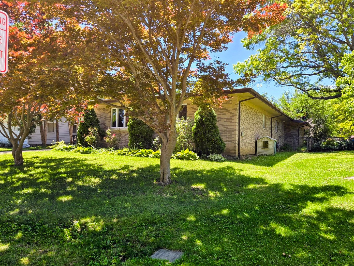 909 E Burkwood Drive