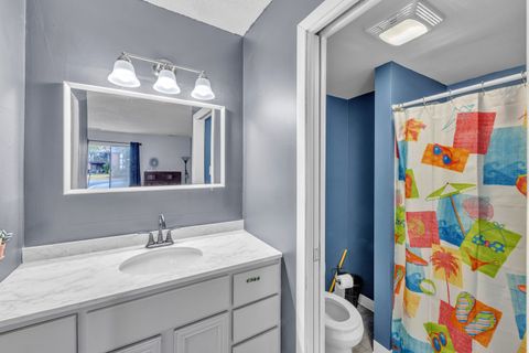 Tiny photo for 8255 Holly Court #25B, Palos Hills, IL 60465 (MLS # 12495871)