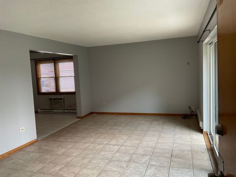 Tiny photo for 6436 W 64th Place #C1, Chicago, IL 60638 (MLS # 12715492)