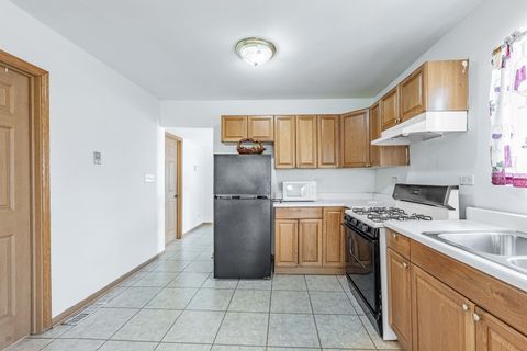 Tiny photo for 2648 123rd Street, Blue Island, IL 60406 (MLS # 12616578)