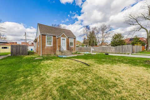 Tiny photo for 2648 123rd Street, Blue Island, IL 60406 (MLS # 12616578)