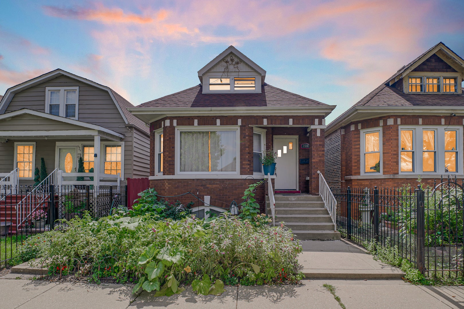 3511 W 58th Place