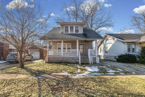 Tiny photo for 527 E 4th Street, Centralia, IL 62801 (MLS # 12570145)
