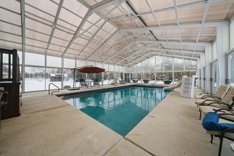 Tiny photo for 16754 Pineview Drive, Homer Glen, IL 60491 (MLS # 12556538)