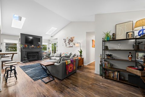 Tiny photo for 198 Camden Court #z2, Schaumburg, IL 60194 (MLS # 12486860)