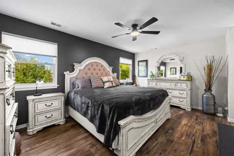Tiny photo for 198 Camden Court #z2, Schaumburg, IL 60194 (MLS # 12486860)