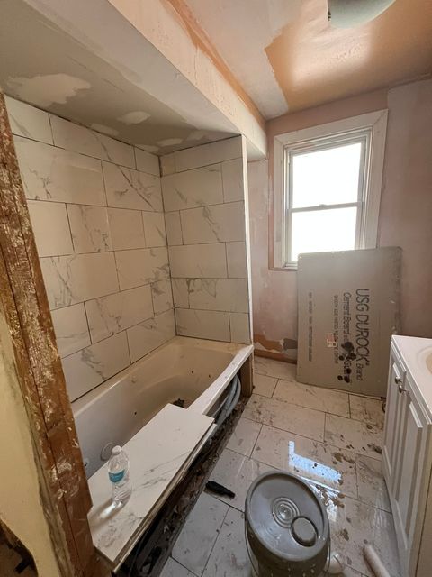 Tiny photo for 8150 S Oglesby Avenue, Chicago, IL 60617 (MLS # 12491747)