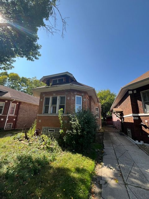 Photo of 8150 S Oglesby Avenue, Chicago, IL 60617 (MLS # 12491747)