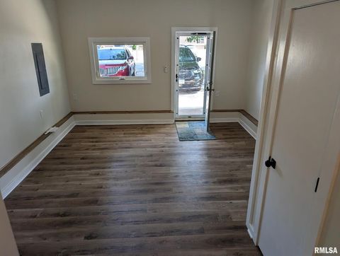 Tiny photo for 515 S 6TH Street, Elkville, IL 62932 (MLS # EB459729)