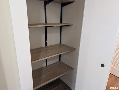 Tiny photo for 515 S 6TH Street, Elkville, IL 62932 (MLS # EB459729)