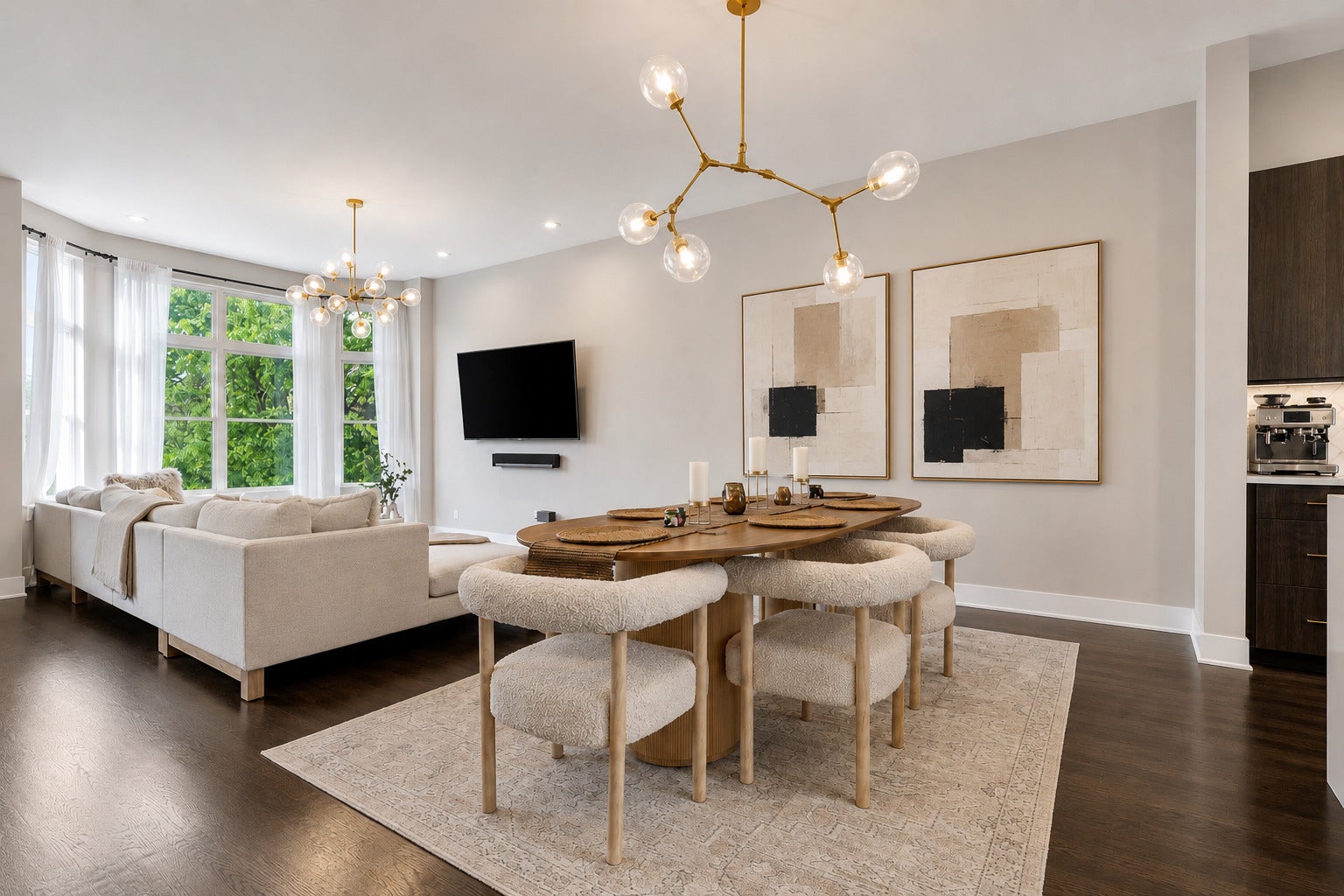 729 W 15th Street