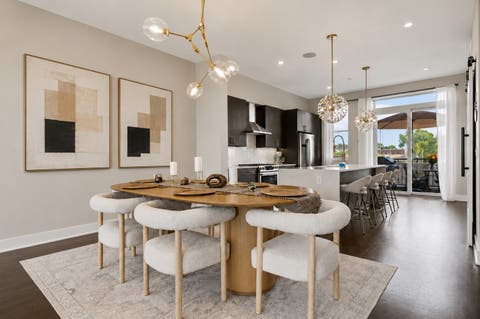 Tiny photo for 729 W 15th Street, Chicago, IL 60607 (MLS # 12722329)