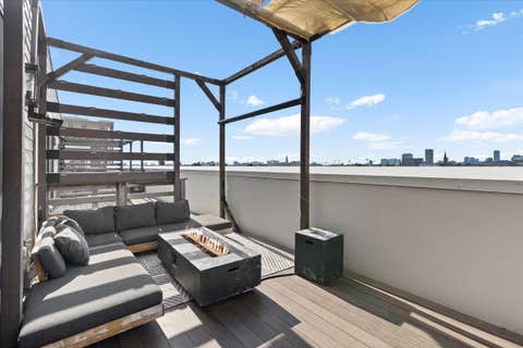 Tiny photo for 729 W 15th Street, Chicago, IL 60607 (MLS # 12722329)