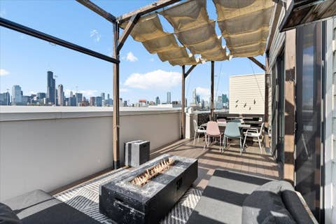 Tiny photo for 729 W 15th Street, Chicago, IL 60607 (MLS # 12722329)