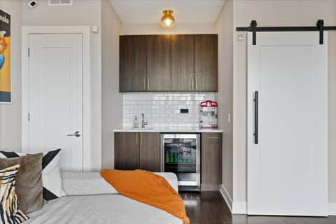 Tiny photo for 729 W 15th Street, Chicago, IL 60607 (MLS # 12722329)