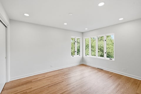 Tiny photo for 433 N Monroe Street, Hinsdale, IL 60521 (MLS # 12741652)