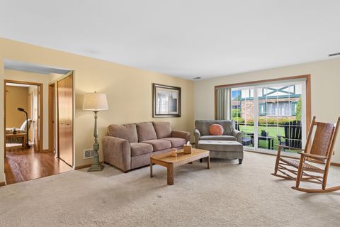 Tiny photo for 8058 Autobahn Drive S #102, Palos Park, IL 60464 (MLS # 12650512)
