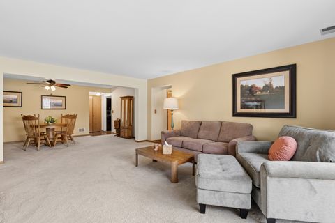 Tiny photo for 8058 Autobahn Drive S #102, Palos Park, IL 60464 (MLS # 12650512)